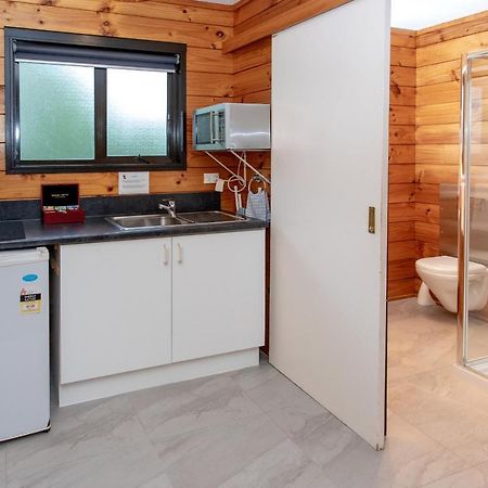 Wellington Top 10 Holiday Park Lower Hutt Bagian luar foto
