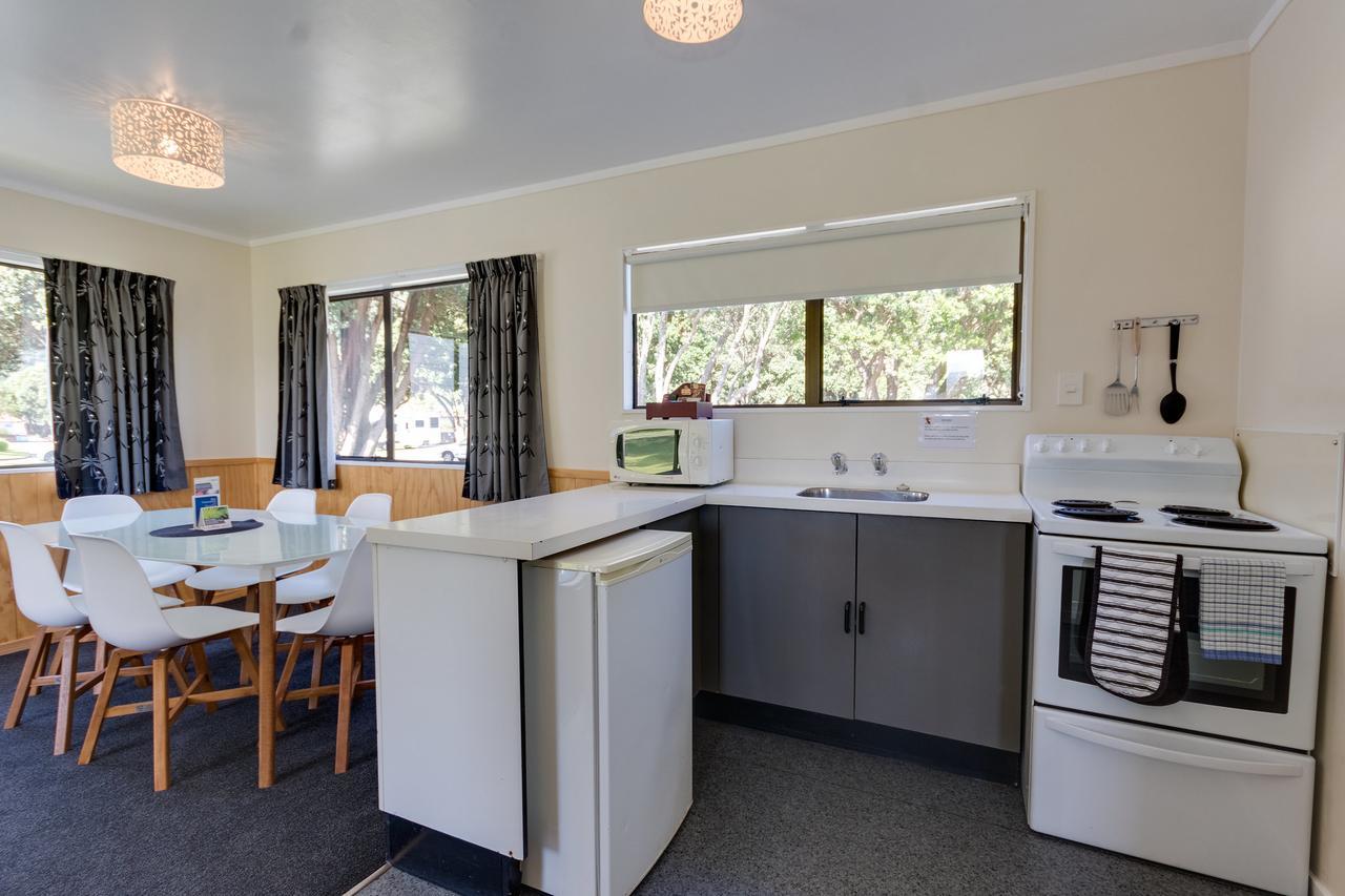 Wellington Top 10 Holiday Park Lower Hutt Bagian luar foto