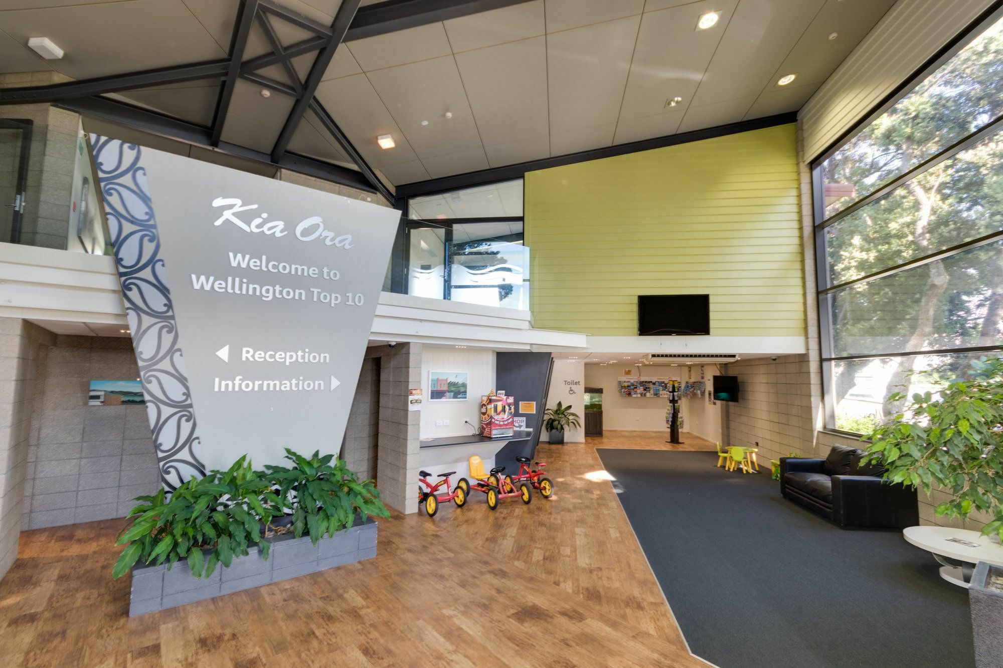 Wellington Top 10 Holiday Park Lower Hutt Bagian luar foto