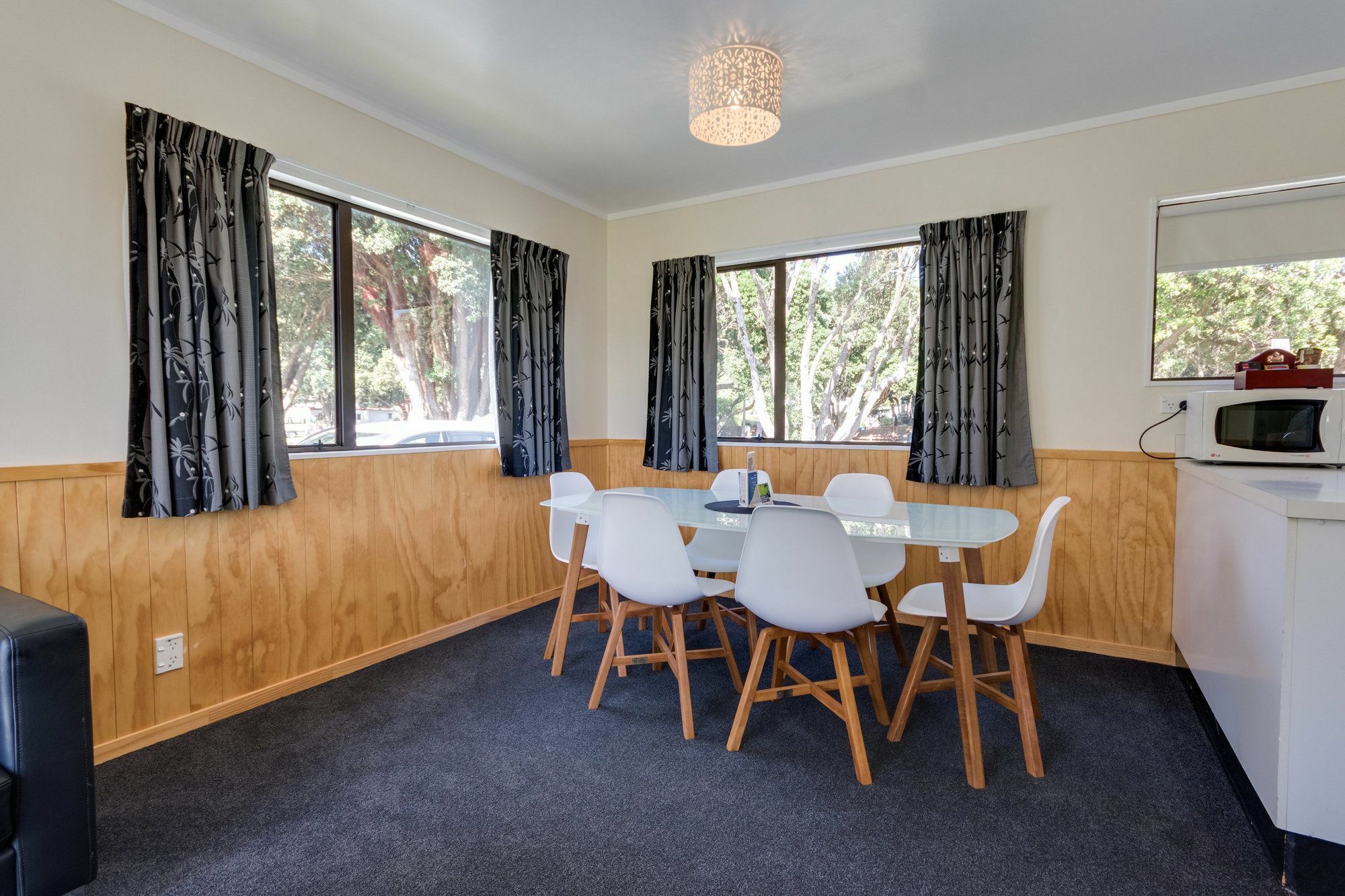 Wellington Top 10 Holiday Park Lower Hutt Bagian luar foto
